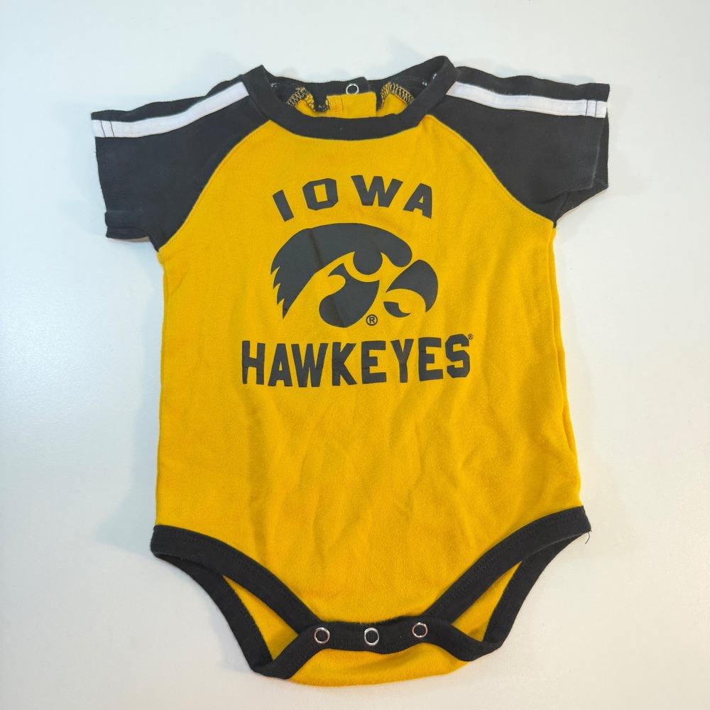 Iowa Hawkeyes Bodysuit Infant 12M Gen2 Yellow Black NCAA Football Fan Gear